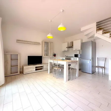 Дом отдыха Acacia K&g House